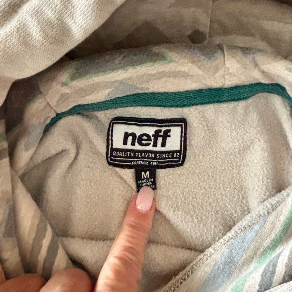 Neff Gray and Teal Aztec Patterned Hoodie - Medium - Picture 5 of 10